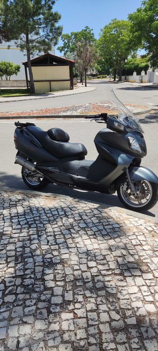 Burgman 650  personalizada (Possivel troca)