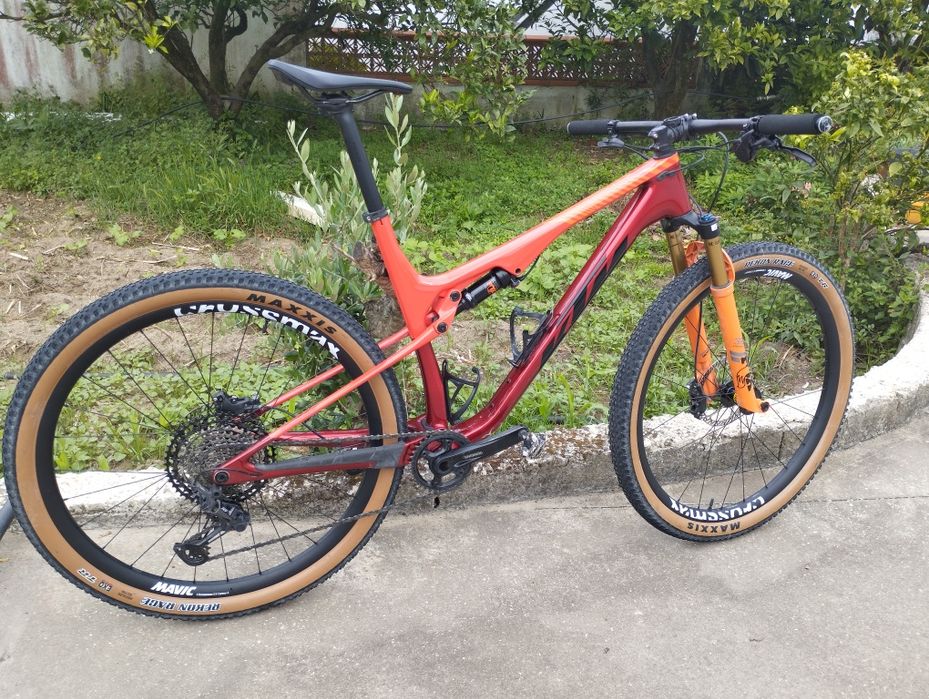 KTM Scarp Prime XL c/ rodas carbono