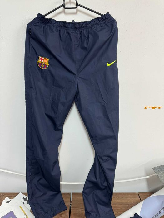 Nowy dres Nike FC Barcelona Junior dla kolekcjonerów