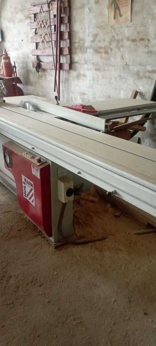 Верстат форматно-розкрійний HOLZMANN FKS 305VF-3200