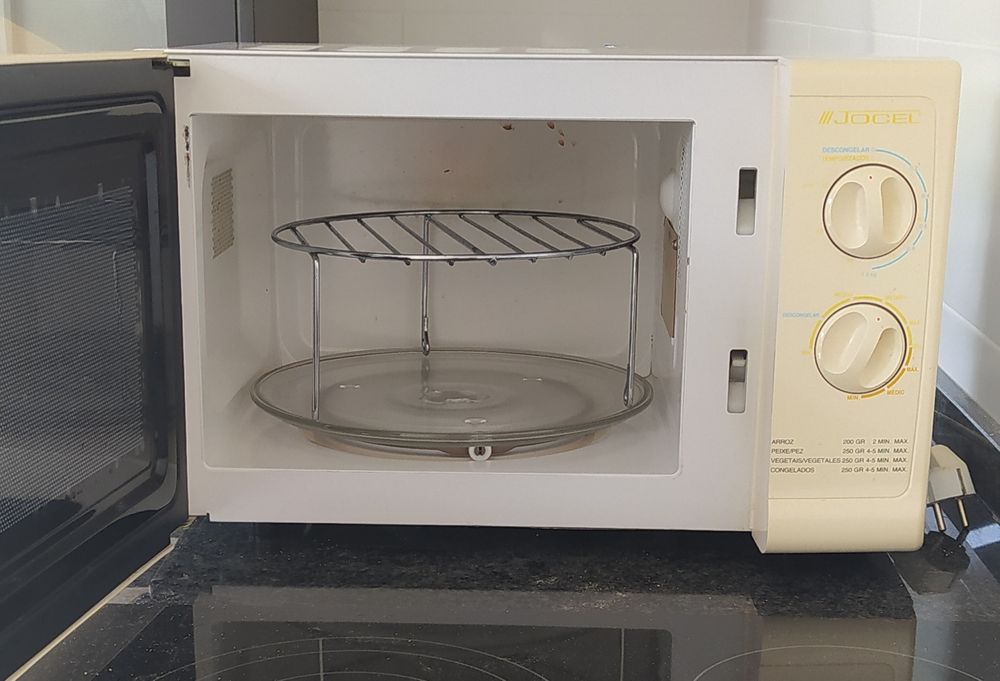 Microondas com grill