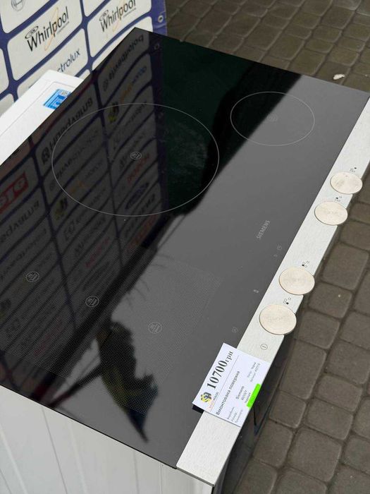 Індукційна поверхня б/в SIEMENS  Розмір: 60/80/55 Чорне скло #07719