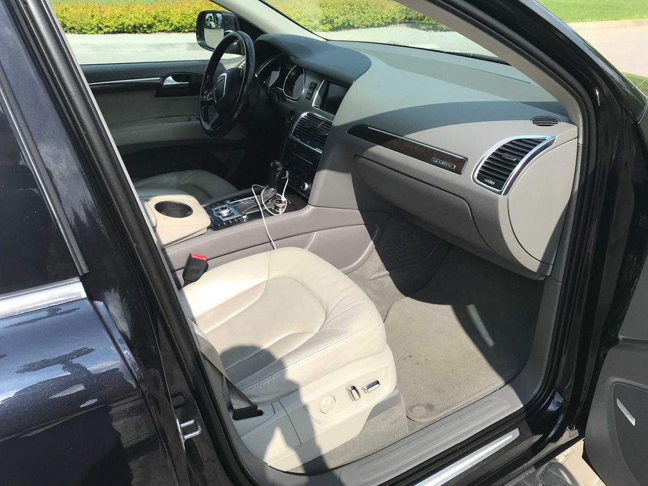 Audi Q7 2009 VIN WAUZZZ4L7AD000946 фото оголошення 10 з 24