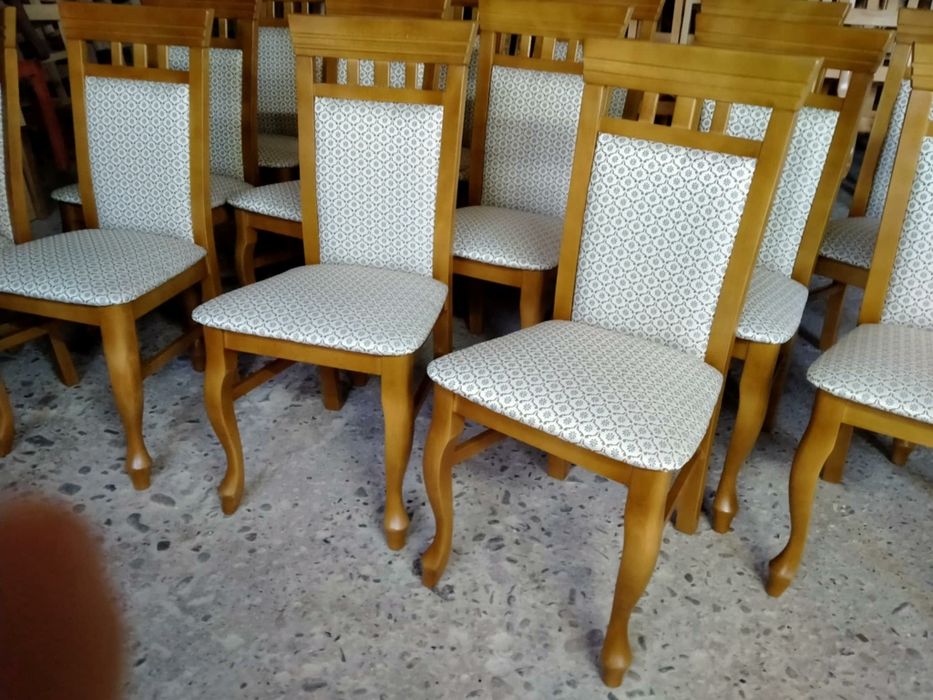 Krzesła do salonu
