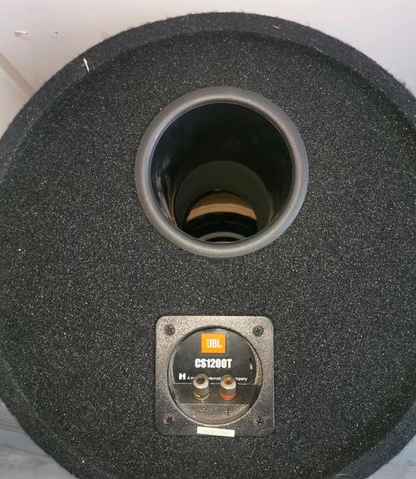 Сабвуфер JBL cs 1200t