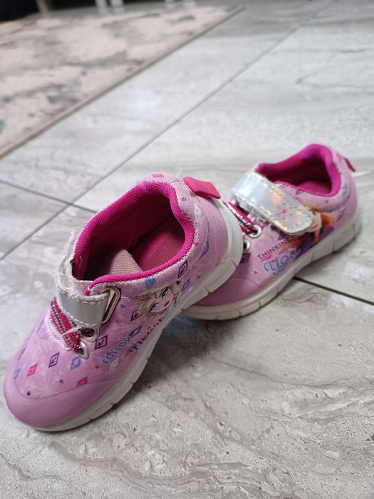 Buty sportowe dziewczęce roz 25