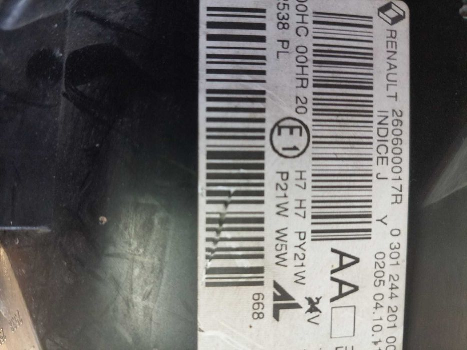 farol esq Renault megane 3