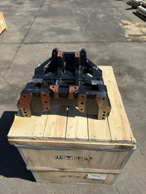 CNH (Case/New Holland) seria T5 korpus silnika