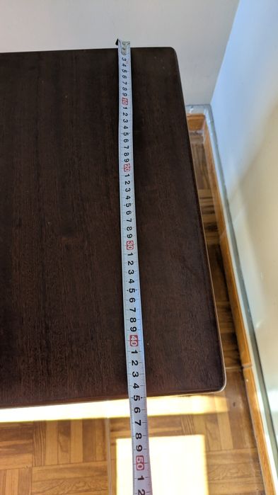 2 mesa de cabeceira em madeira