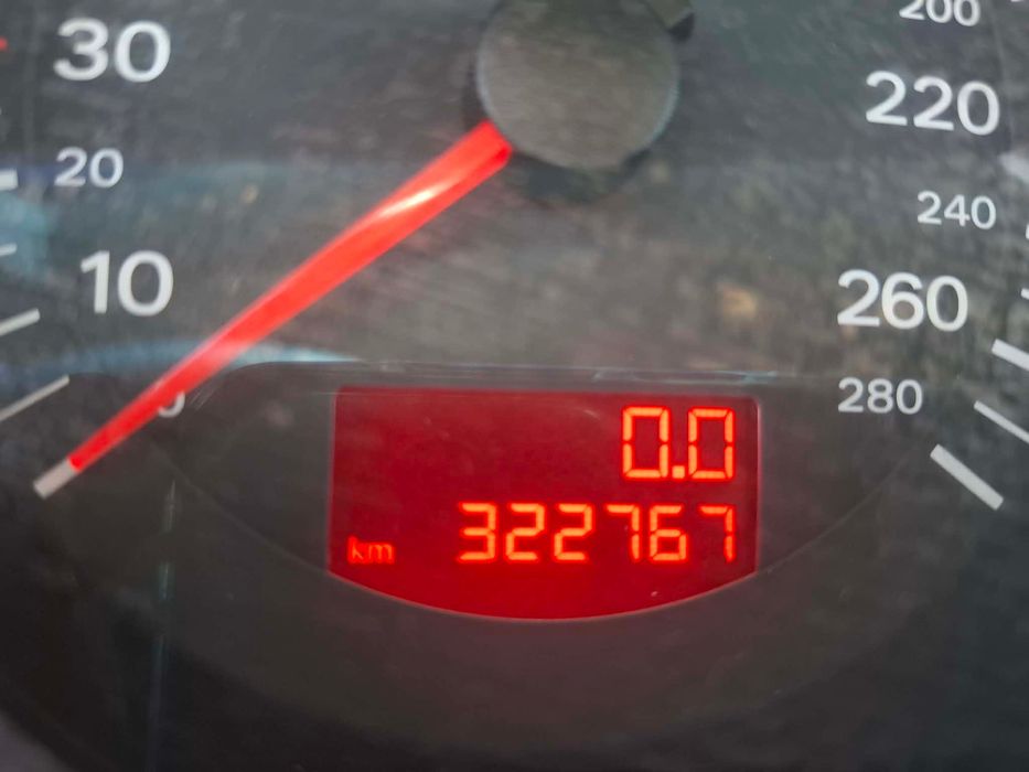 Samochód audi a6c6