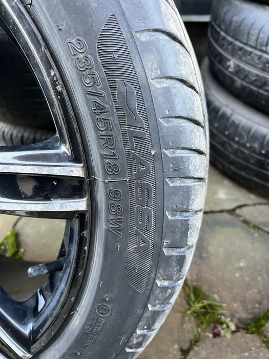 Автошини Lassa.