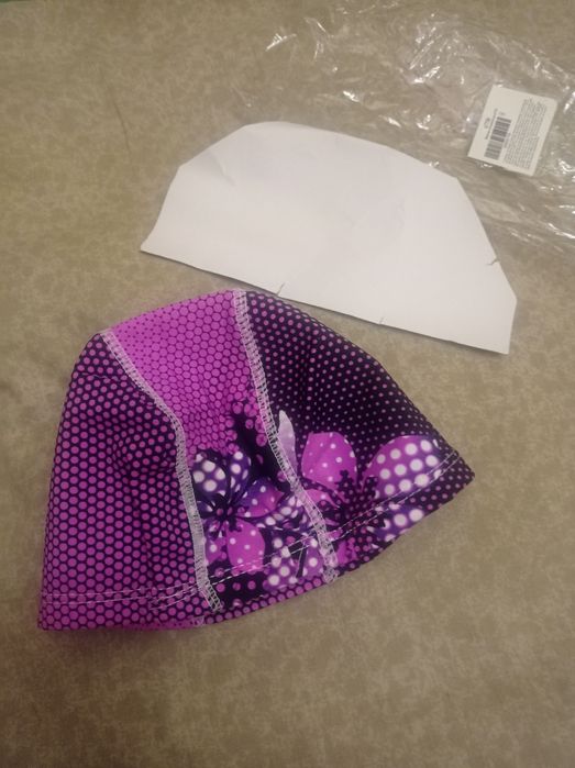 Шапочка для бассейна