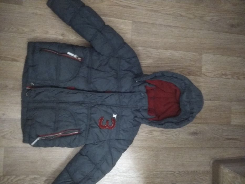 Дитячі куртки на хлопчиків та двчат