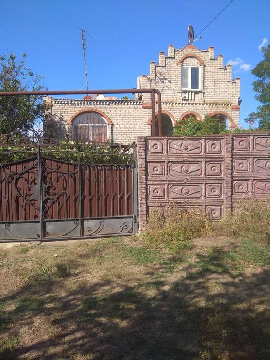Продам маєток з каміном, з виходом до річки Боковенька. Євідновлення