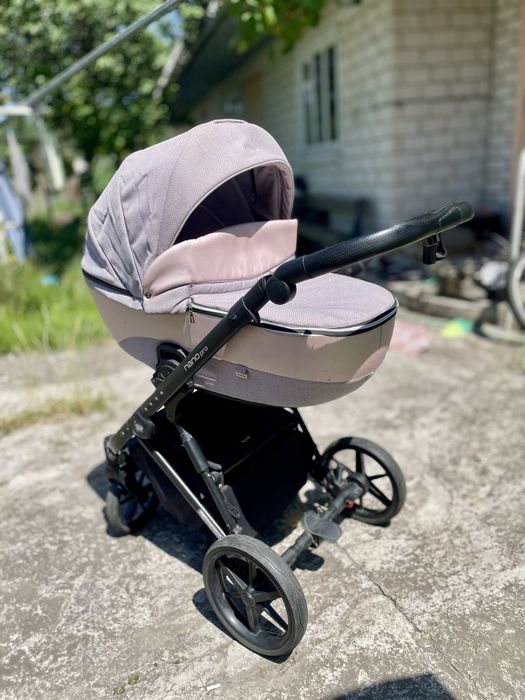 Продам коляску 2 в 1 Riko nano pro