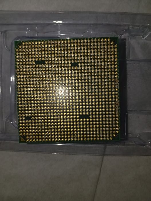 Процесор AMD Athlon II X2 220 (2.8 GHz, AM3) б/в