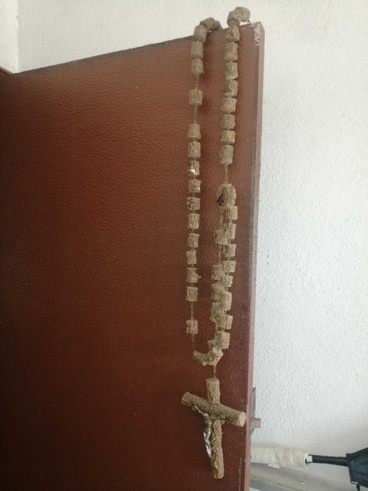 terço em cortiça antigo