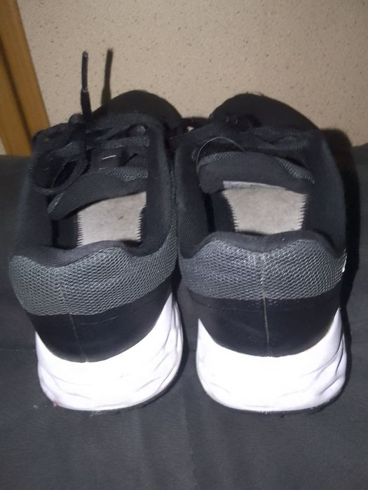 Damskie buty Nike Revolution 6 roz 39