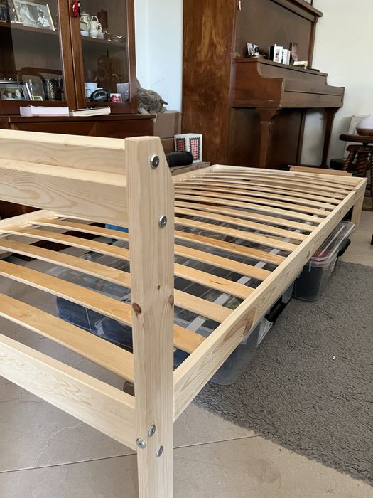 Neiden cama ikea