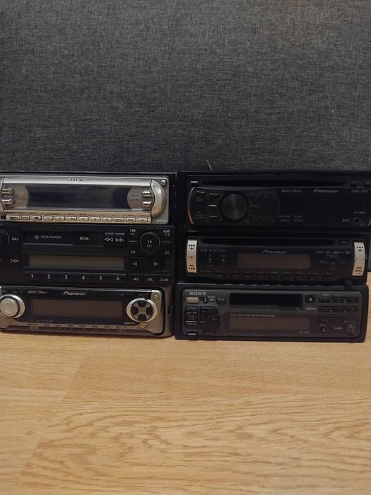 Продам автомагнитолу