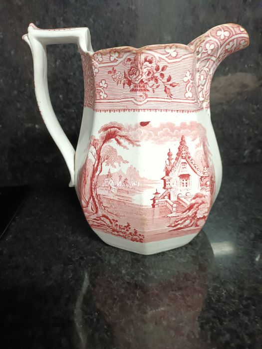Caneca Vintage de Louça Inglesa