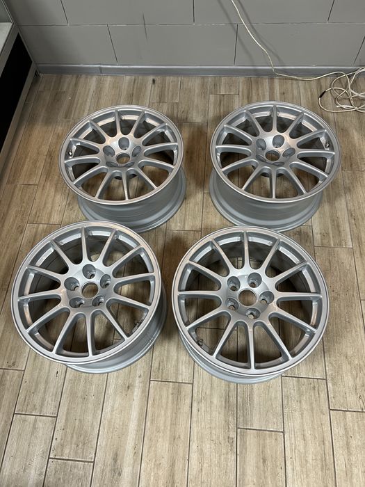 ENKEI lancer evo 18 5/114,3 M.A.T.