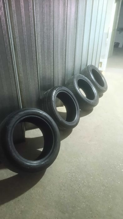 Vendo pneus roda 17