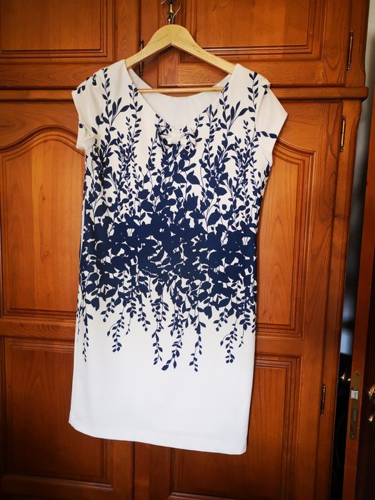 Vestidos/fato tamanho L /XL