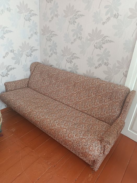Продам диван,меблі