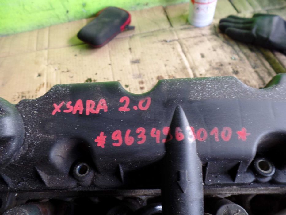 Kwi6 Głowica silnika + wałek citroen xsara 2.0hdi 8V wysyłka