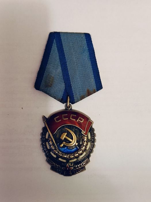 Продам старі статуетки