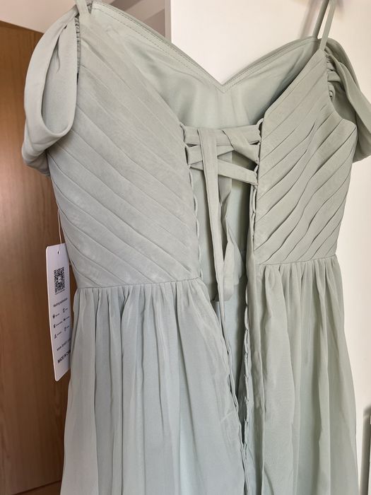 Vestido para casamento longo Lavetir verrde claro com Xaile incluído