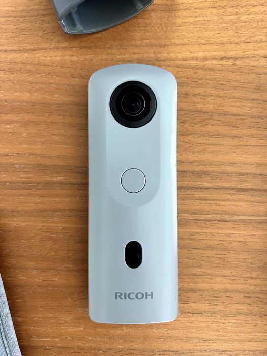 Ricoh Theta SC2 + Tripé