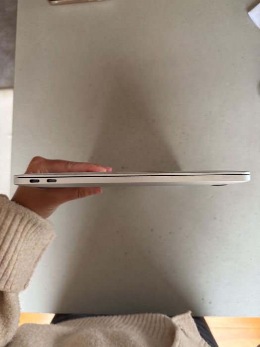 Apple MacBook Pro 13.3” (2017) – Ótimo estado