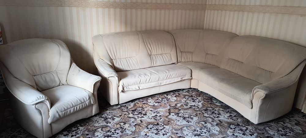 Narożnik z funkcją spania duży 220 /230 cm +fotel