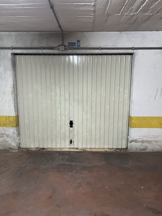 Garagem para venda