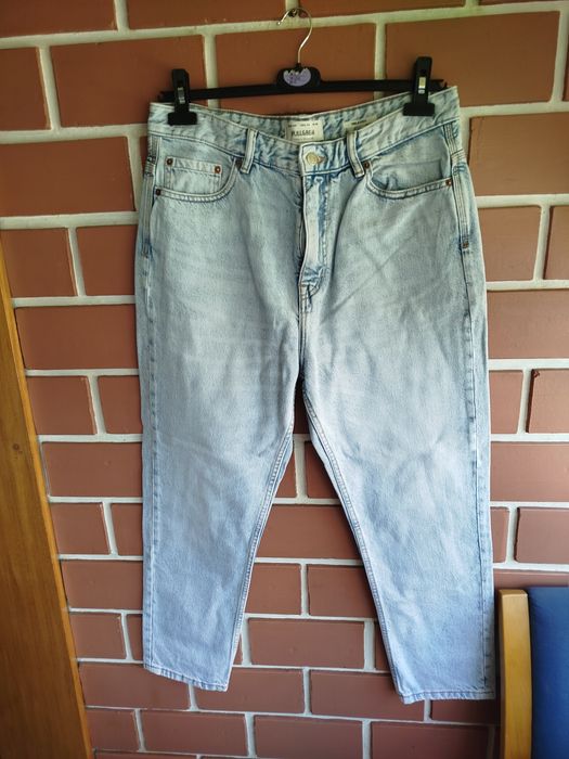 Calças de ganga clara Relaxed Pull and Bear