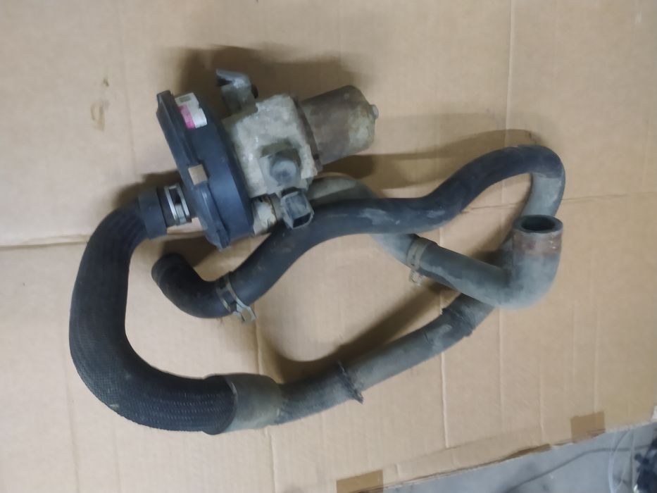 Pompa powietrza wtórnego toyota corolla e12 TS