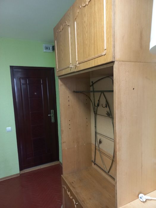 Затишна кімната з ремонтом і меблями в гуртожитку на вул. Зелена