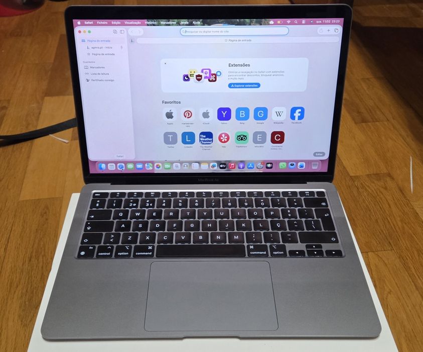 APPLE MACBOOK AIR M1(2023),16GB RAM  SSD 256GB imaculado