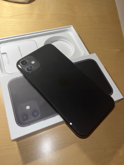 iPhone 11 Czarny 64 GB