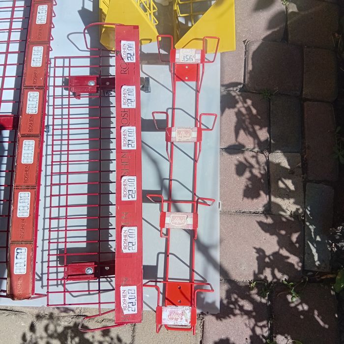 Полиці металеві для магазину,бу