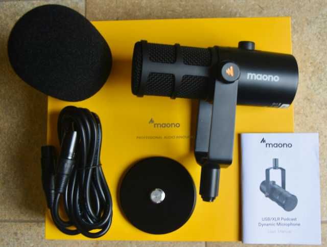 Professional Audio Moano PD400X USB/XLR Podcast Dynamic Microphone