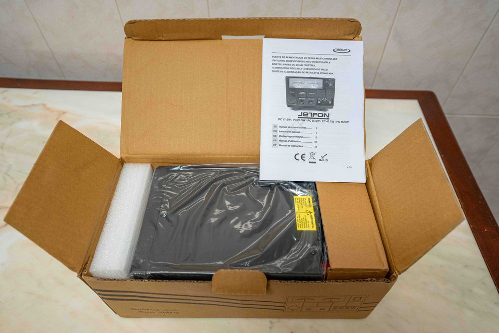 Fonte de alimentação ajustável até 16 volts 17A, nova!