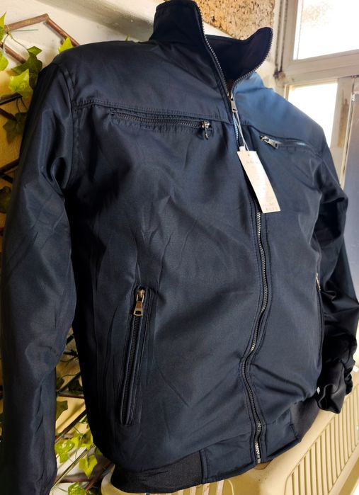 Parka casaco impermeável novo a estrear xxl
xxl 3xl n 52-58
servem par