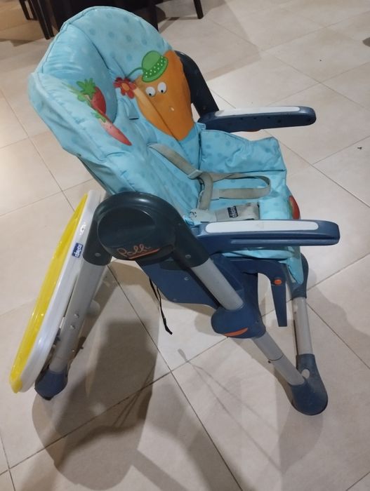 Cadeira de papa Chico Polly