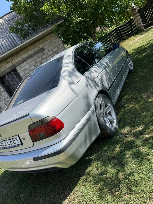 Продається авто BMW E39 3л дизель в хорошому стані