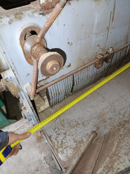 Верстати деревообробні розпилові для виготовлення обрізаної дошки