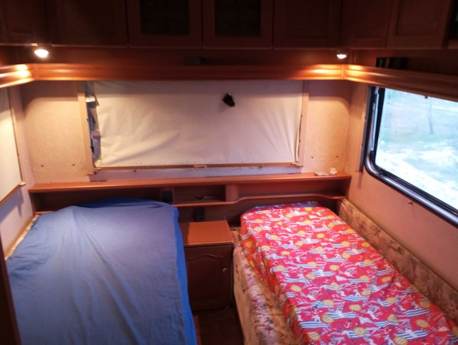 Caravana knauss 2002 com documentos