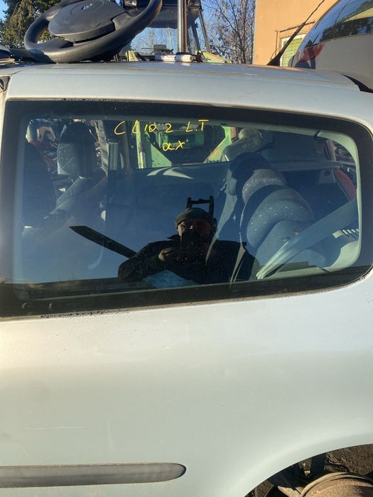 Szyba karoseryjna lewy tyl Renault Clio II, 3d